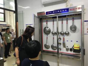 毛巾消毒都有流程圖 嚴格打表執行 重慶餐飲行業協會推 最強食品安全 4d現場管理體系